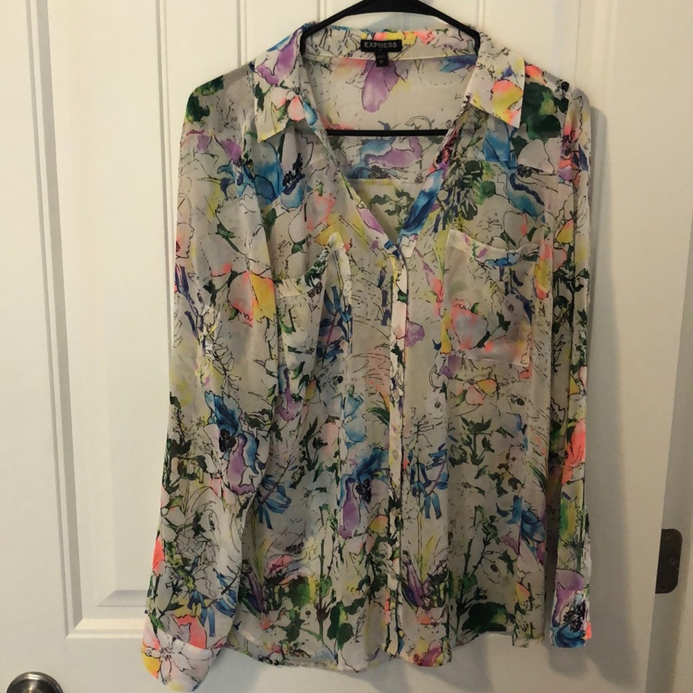 Gorgeous Express top